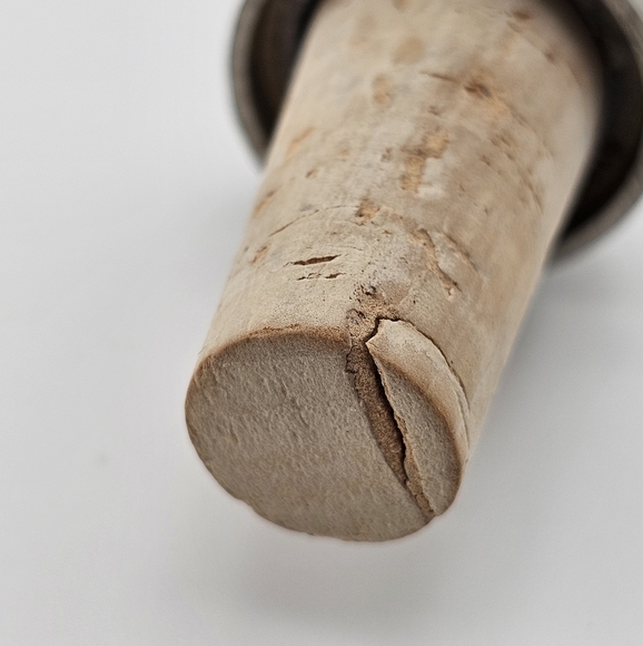 Sterling Classic 94 Female Golfer Wine Bottle Cork Stopper England Golf Barware - Picture 5 of 7